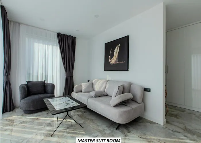 Charming With A Pool *