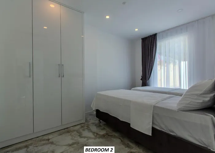 Charming With A Pool Дом отдыха *