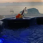 Σπίτι διακοπών Charming With A Pool
