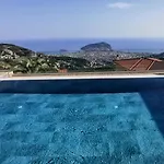 Feriehus Charming With A Pool