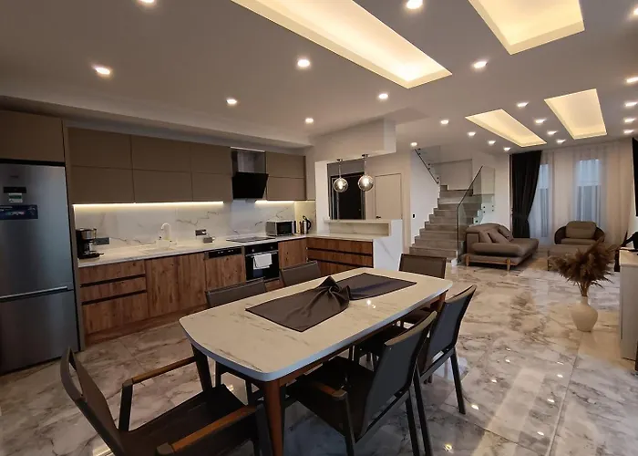 Charming With A Pool Nyaraló *