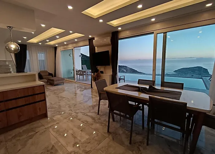 Charming With A Pool Alanya