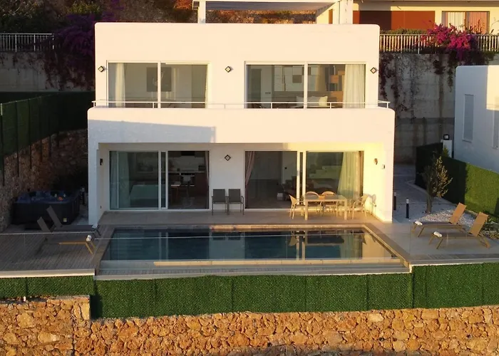 Charming With A Pool